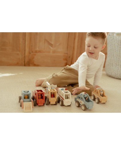 11663 Ambulancia Madera