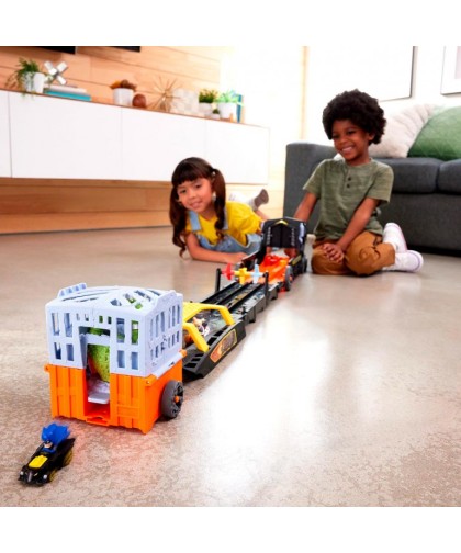 11737 Pista y Camion Transporte Batman