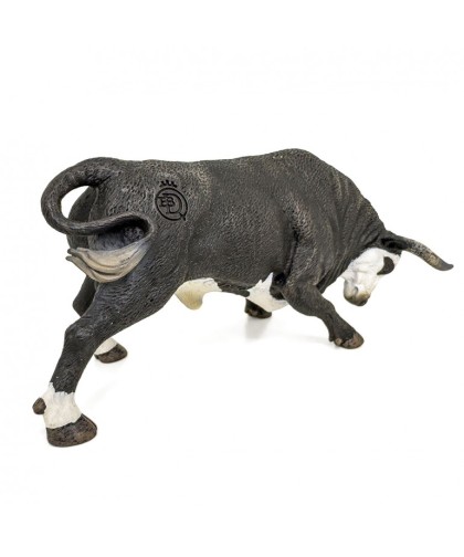 16420 Toro bravo Cara blanca embistiendo