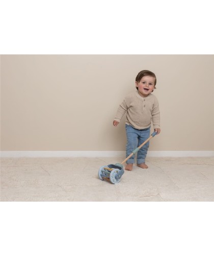 8763  Empujable Forest Friends