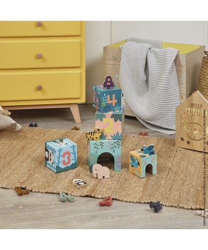 8819 Figuras y Piramide Animales